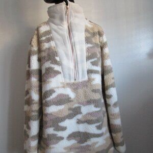 NWT Cupio  sherpa half zip tunic
